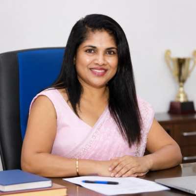 Dr. Pushpa Hettiarachchi, Principal of Minasro College